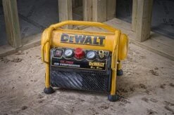 DeWalt DPC6MRC Draagbare Compressor - 6L - 8 Bar - Euro - DPC6MRC-QS -DeWalt Verkoop 2025 4d1eefa38e4cbbd945dc4a42a471dca8